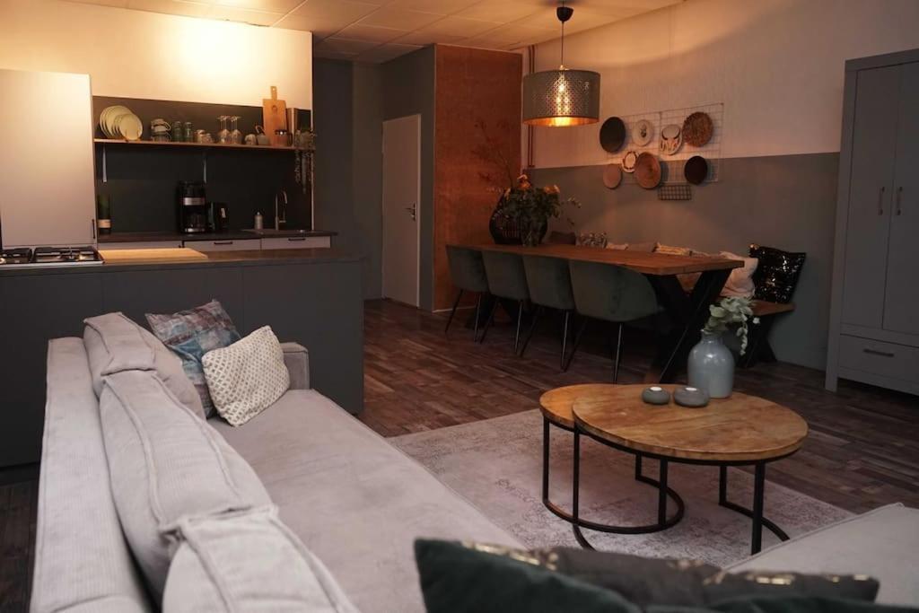 Ruim Appartement In Utrecht. Exterior photo